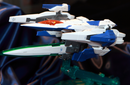 00 Raiser MG 1/100 Master Grade Gunpla (LED-enhet inkludert)