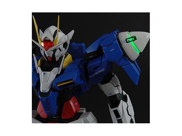 Gundam 00 Raiser PG 1/60 Perfekt Grade Gunpla
