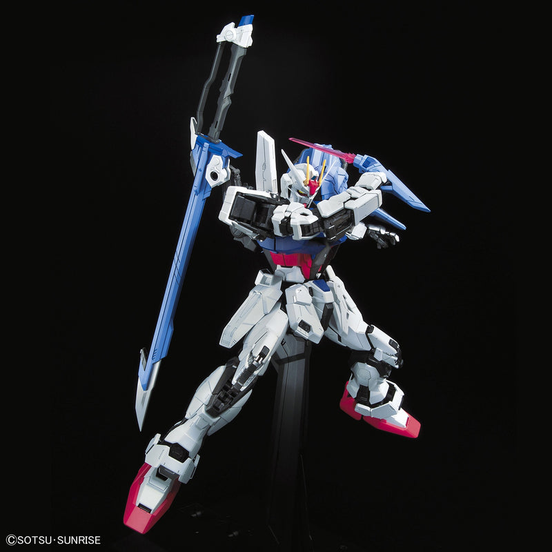 Perfect Strike Gundam PG 1/60 Perfect Grade Gunpla
