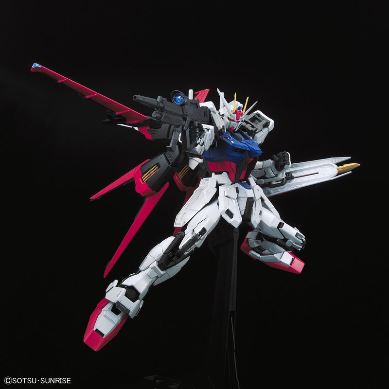 Perfect Strike Gundam PG 1/60 Perfect Grade Gunpla