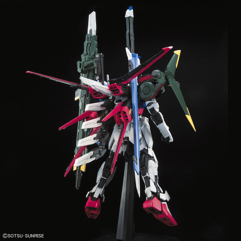 Perfect Strike Gundam PG 1/60 Perfect Grade Gunpla