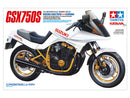 Tamiya Suzuki GSX750S New Katana 1/12 – eske på hvit bakgrunn
