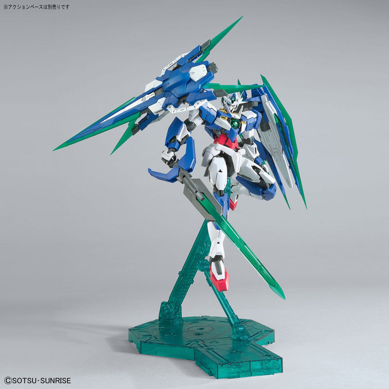 00 Qan[T] Full Saber MG 1/100 Master Grade Gunpla