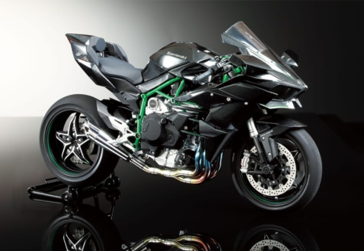 Kawasaki Ninja H2R 1/12 Skala model