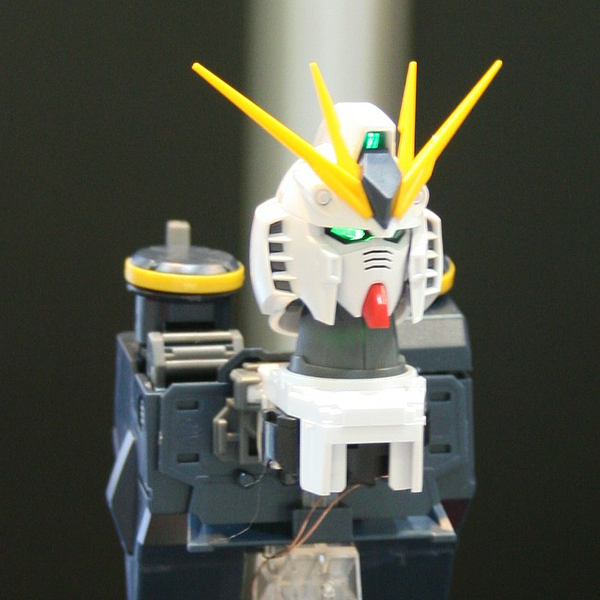 Nu Gundam Ver.Ka MG 1/100 Master Grade Gunpla