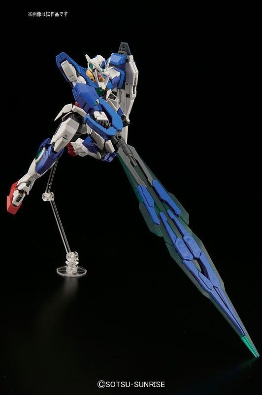 Gundam GN-0000 00 QAN[T] RG 1/144 Real Grade Gunpla