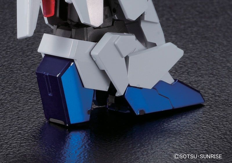 Unicorn Gundam RX-0 (Twin Frame Edition) Titanium Finish MG 1/100 Master Grade Gunpla