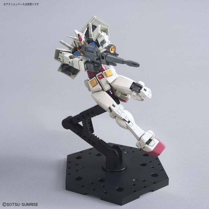 High Grade RX-78-2 Gundam (Beyond Global) 1/144 (SHOOTING POSE)