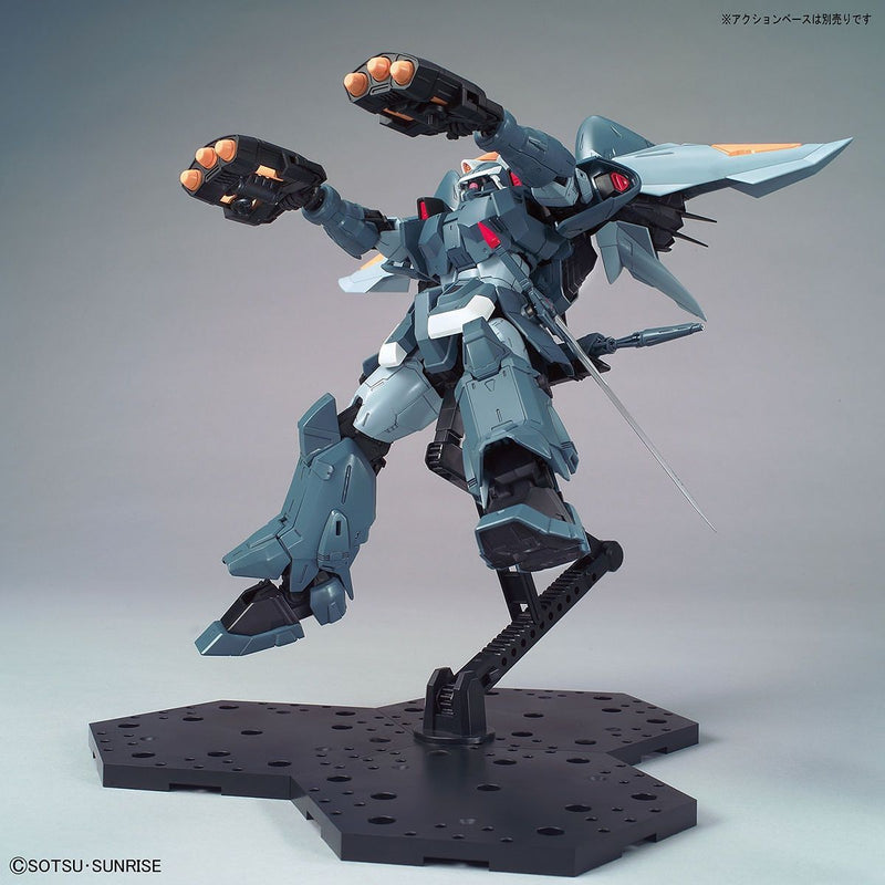 Mobile Ginn ZGMF-1017 MG 1/100 Master Grade Gunpla