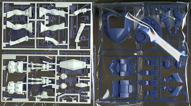 Gundam Diorama Type D 1/250 Diorama by Bandai