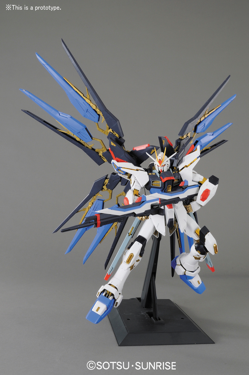 Strike Freedom Gundam PG 1/60 Perfect Grade Gunpla