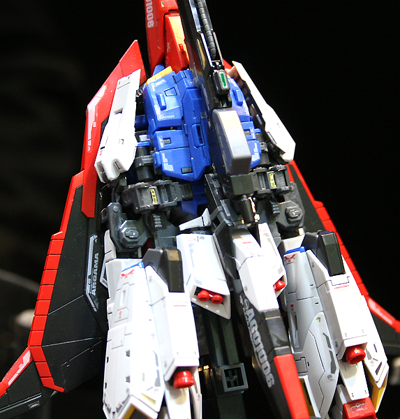 Zeta Gundam RG 1/144 Real Grade Gunpla